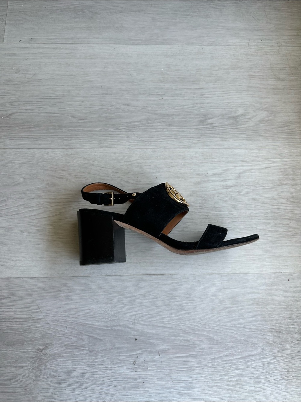 Tory Burch Black Suede Sandals with Gold Logo Medallion - Picture 2 of 3